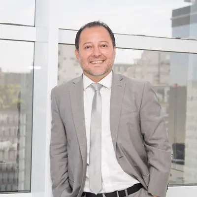 Dr. Mauro Argüello